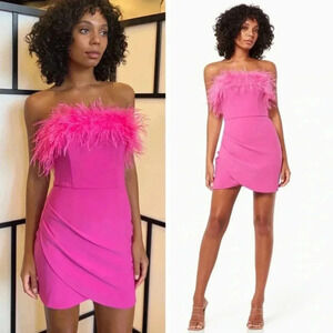 NWT‎ ELLIATT Paulina Pink Mini Dress Size Medium Feather Trim